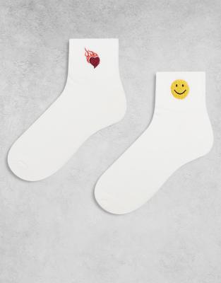 ASOS DESIGN 2 pack sock with embroidery symbols in white - CREAM