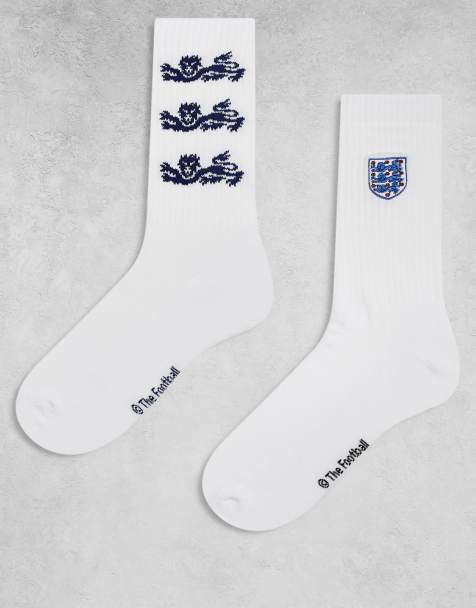 ASOS DESIGN 2 pack socks with England embroidery in white - view 1