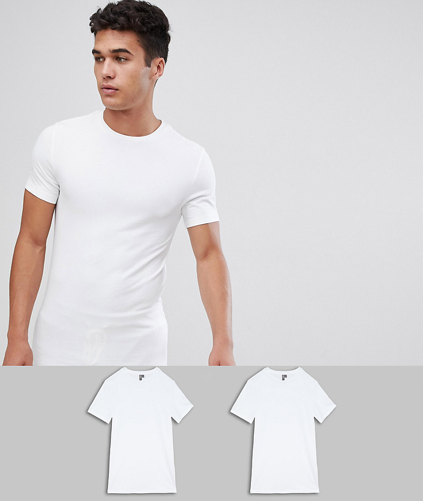 ASOS DESIGN – 2-pack t-shirtar i ekologiskt material med muscle fit-passform och rund halsringning – Spara-Vit