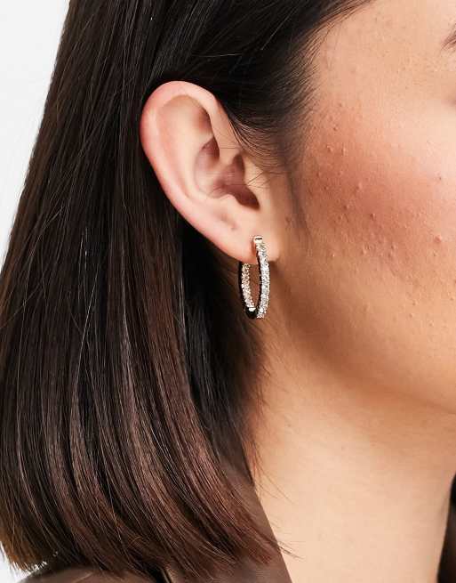 ASOS DESIGN – 25 mm breite Creolen mit 14-karätiger Vergoldung und Kristallsteinen, 4 von 4