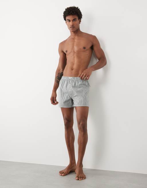ASOS DESIGN – 2er-Pack gewebte Boxershorts in gestreiftem Dunkelgrün, 2 von 5