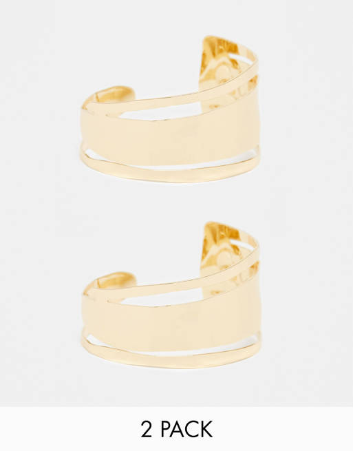 ASOS DESIGN – 2er-Pack goldfarbene Armreife mit gehämmerter Struktur