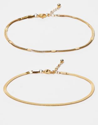 ASOS DESIGN - 2er-Pack goldfarbene Fußkettchen aus wasserfestem Edelstahl mit Schlangenketten-Design
