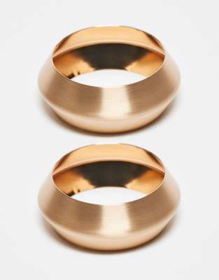 ASOS DESIGN - 2er-Pack goldfarbene Ringe mit satiniertem Design