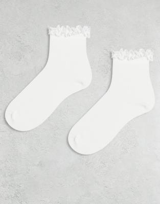 ASOS DESIGN - 2er-Pack Knöchelsocken in Weiß mit Rüschenrand