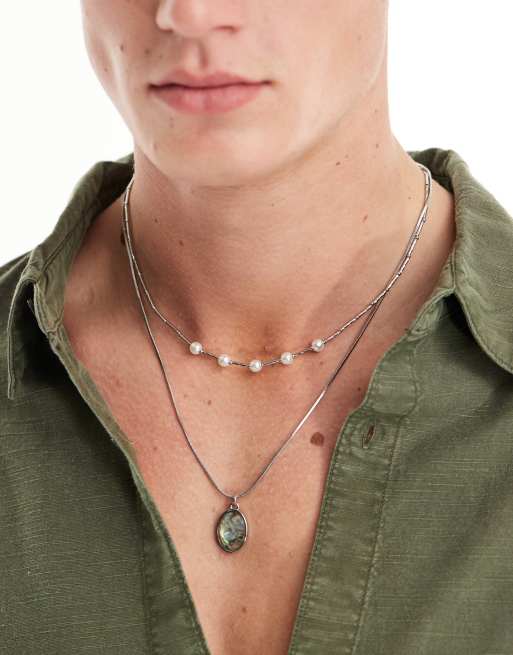 ASOS DESIGN – 2er-Pack silberfarbene Halskette mit Kunstperlen und Perlmutt-Details
