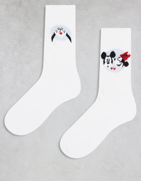 ASOS DESIGN – 2er-Pack Socken in Weiß mit weihnachtlicher Disney Micky- & Minnie-Grafik - view 1