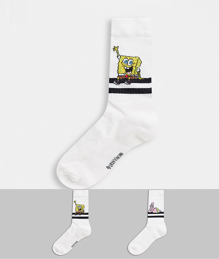 ASOS DESIGN – 2er-Pack Sportsocken mit schwarzen Streifen und Spongebob- und Patrick-Design-Weiß