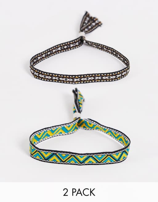ASOS DESIGN – 2er-Pack Stoffarmbänder mit grünem und schwarzem Aztekenmuster-Print, mehrfarbig