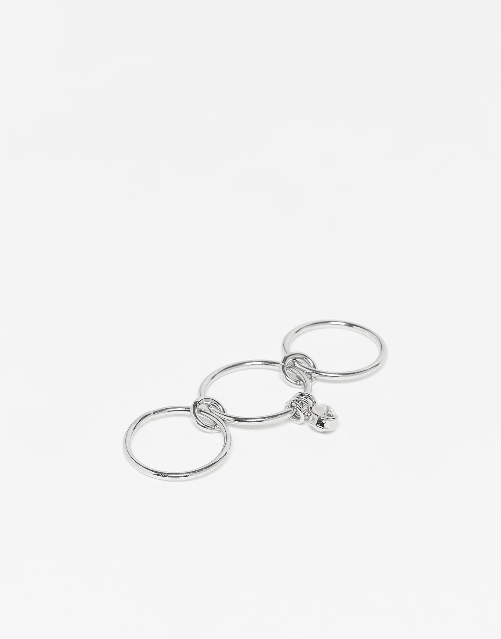 ДИЗАЙНЕРСКОЕ кольцо ASOS с 3-мя звеньями и отделкой из искусственного хрусталя серебристого оттенка