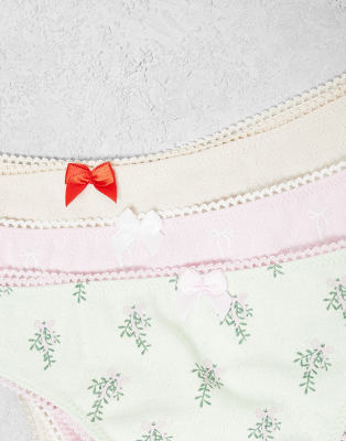Asos Design 3-pack Heart Pointelle Thongs With Mistletoe And Bow Print In Multi