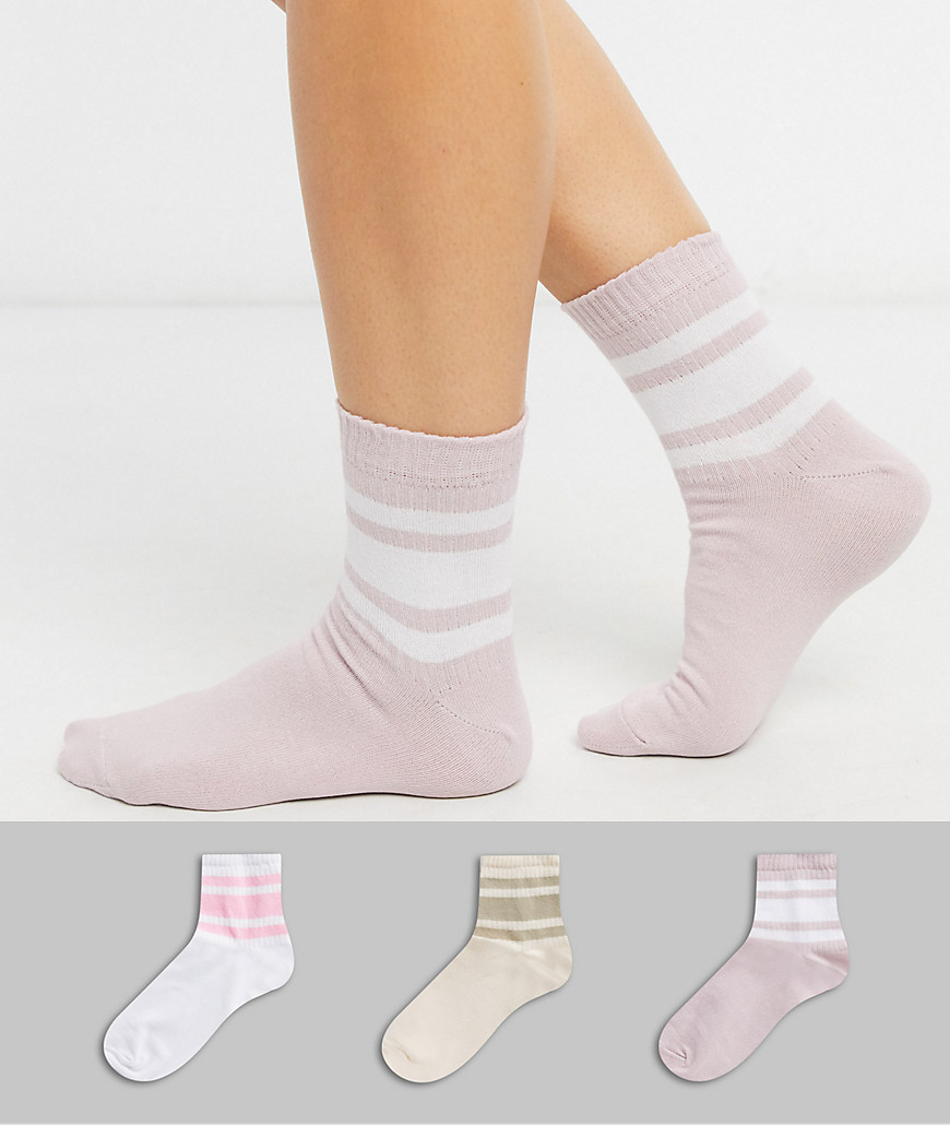 ASOS DESIGN 3 pack of stripe socks in neutral-Multi