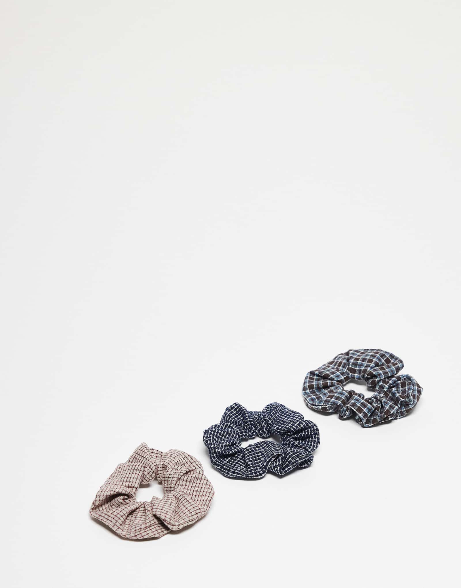 ASOS DESIGN - 3 упаковки резинок для волос в смешанную клетку от ASOS DESIGN