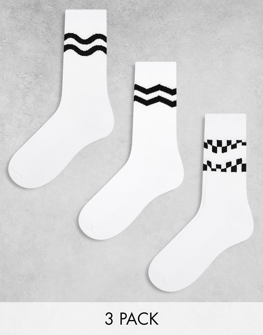 ASOS DESIGN 3 pack sock with wiggle stripe design in white
