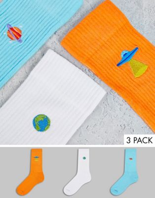 ASOS DESIGN 3 pack sports socks with world and space embroidery