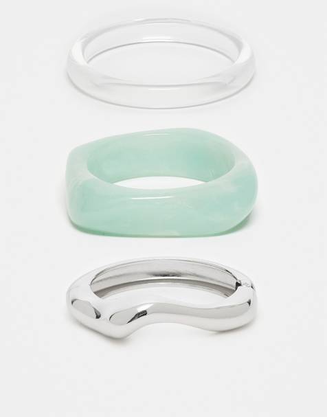 ASOS DESIGN – 3er-Pack Armreife mit verschiedenen Kunstharz-Designs und in Silber-Optik - view 1