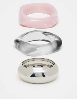 ASOS DESIGN - 3er-Pack Armreife mit verschiedenen Kunstharz-Designs und in Silber-Optik-Bunt