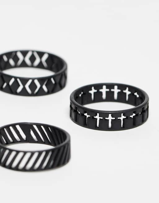 ASOS DESIGN – 3er-Pack Bandringe in Mattschwarz mit Zierausschnitten im Kreuz-Design, 2 von 4