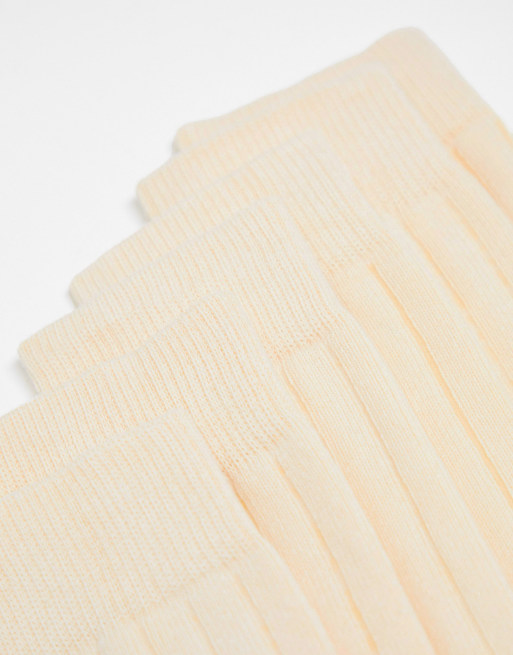 ASOS DESIGN – 3er-Pack gerippte Socken in Ecru, 3 von 4