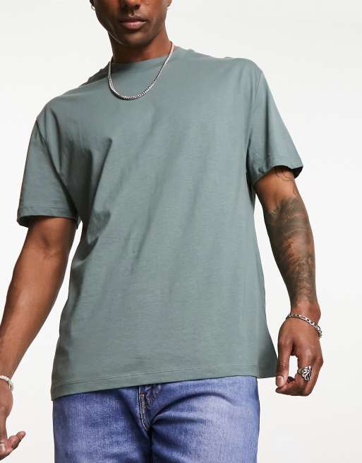 ASOS DESIGN – 3er-Pack legere T-Shirts in Khaki, Weiß und Schwarz mit Rundhalsausschnitt , 2 von 4