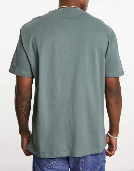 ASOS DESIGN – 3er-Pack legere T-Shirts in Khaki, Weiß und Schwarz mit Rundhalsausschnitt , 3 von 4
