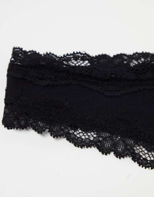 ASOS DESIGN – 3er-Pack Malilbu-Tangas aus Baumwolle mit Spitzenbordüre und hohem Bund, in Schwarz, 2 von 4