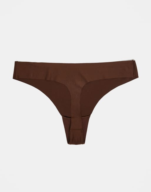 ASOS DESIGN – 3er-Pack sich nicht abzeichnende Tangas in neutralen Farben, 2 von 3