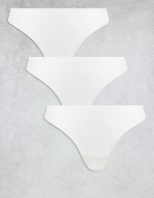 Thumbnail - ASOS DESIGN - 3er-Pack sich nicht abzeichnende Tangas in Weiß mit Spitze