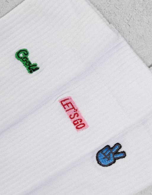ASOS DESIGN – 3er-Pack Socken in Weiß mit „Let's Go“-, „Cool“- und „Peace“-Stickerei , 2 von 4