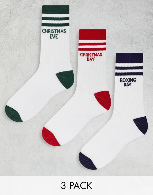 ASOS DESIGN – 3er-Pack Sportsocken in Weiß mit Weihnachtstag-Schriftzug, 1 von 4