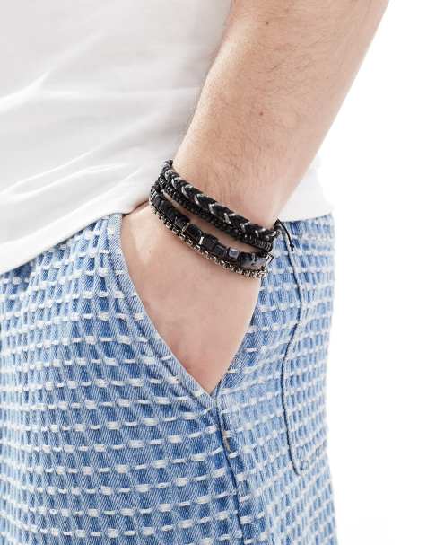 ASOS DESIGN – 4er-Pack Perlen- und Kettenarmbänder in Schwarz und Silberoptik - view 1