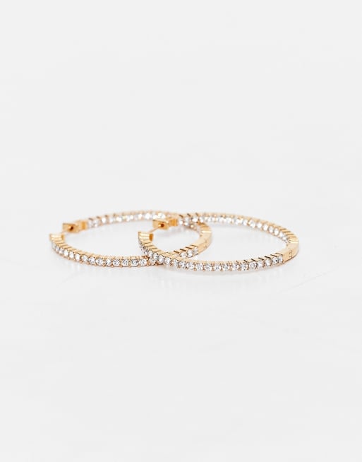 ASOS DESIGN – 50 mm breite Creolen mit 14-karätiger Vergoldung und Kristallsteinen, 3 von 4
