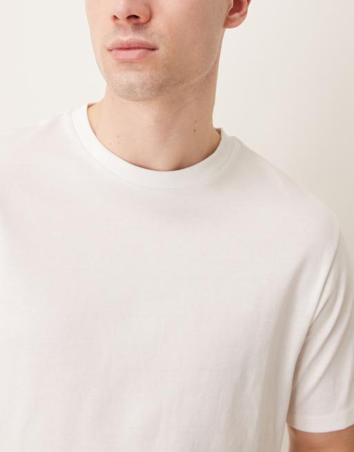 ASOS DESIGN – 5er-Pack Basic-T-Shirts in Weiß mit Regular-Fit-Schnitt, 4 von 5