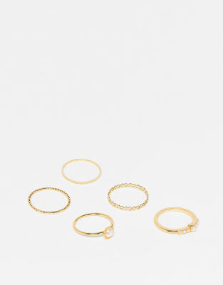 ASOS DESIGN - 5er-Pack Ringe mit 14-Karat-Vergoldung und Kunstperlen-Goldfarben