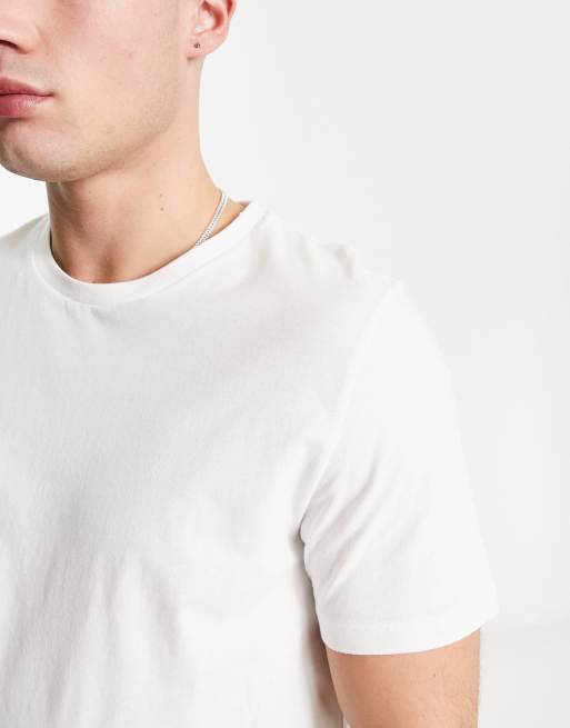 ASOS DESIGN – 5er-Pack T-Shirts in Schwarz und Weiß mit Rundhalsausschnitt, 3 von 4