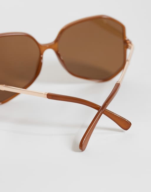 ASOS DESIGN 70's angular frame sunglasses in crystal brown, 2 of 3