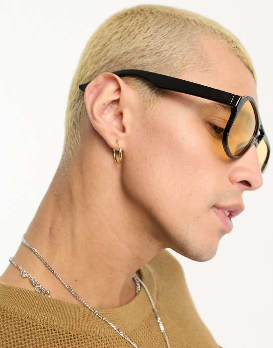 https://images.asos-media.com/products/asos-design-70s-aviator-sunglasses-in-black-frame-with-yellow-lens-black/201371586-4?$n_550w$&wid=550&fit=constrain