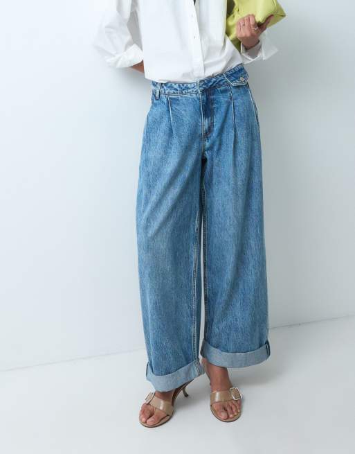 ASOS DESIGN 80's pocket detail jean in lightwash blue, 3 of 5
