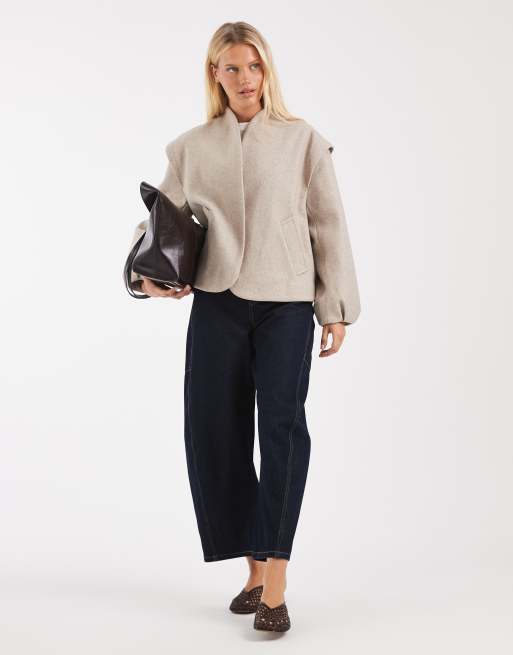 ASOS DESIGN 80's shoulders formal bubble hem jacket in cream, 2 of 4
