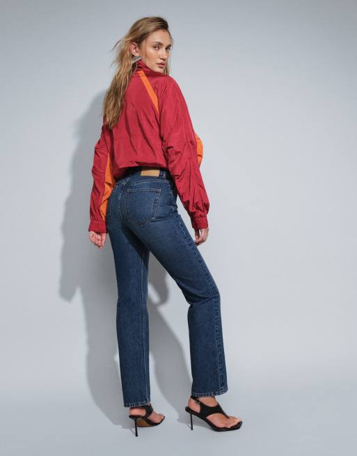 ASOS DESIGN 90er Straight-Leg-Jeans in dunkler Waschung, 5 von 5