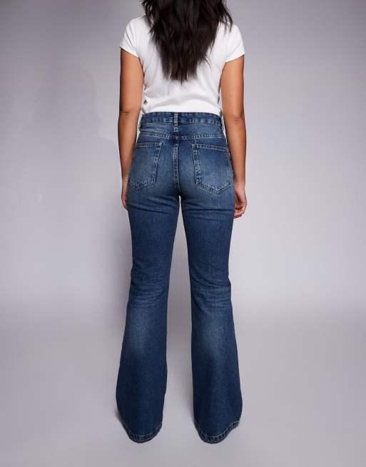 ASOS DESIGN 90s flare jean in dark vintage wash, 2 of 5
