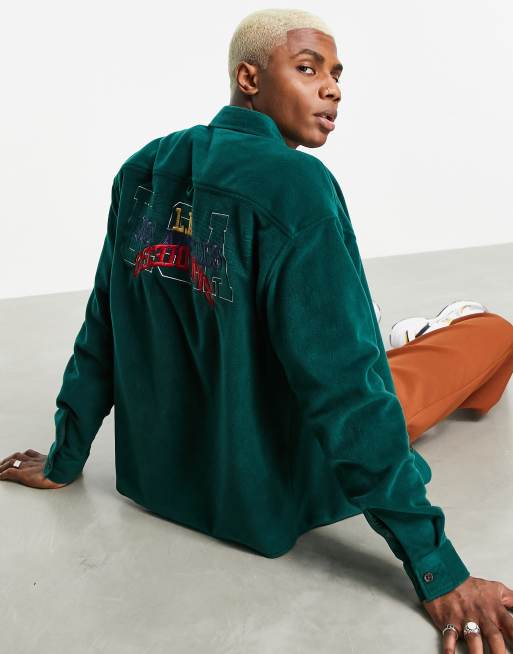 ASOS DESIGN 90s oversized collegiate shirt in polar fleece with USA back embroidery, 4 of 4