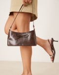 [ASOS DESIGN] ASOS DESIGN 90s shoulder bag with bow in washed chocolate-Brown No Size Chocolate