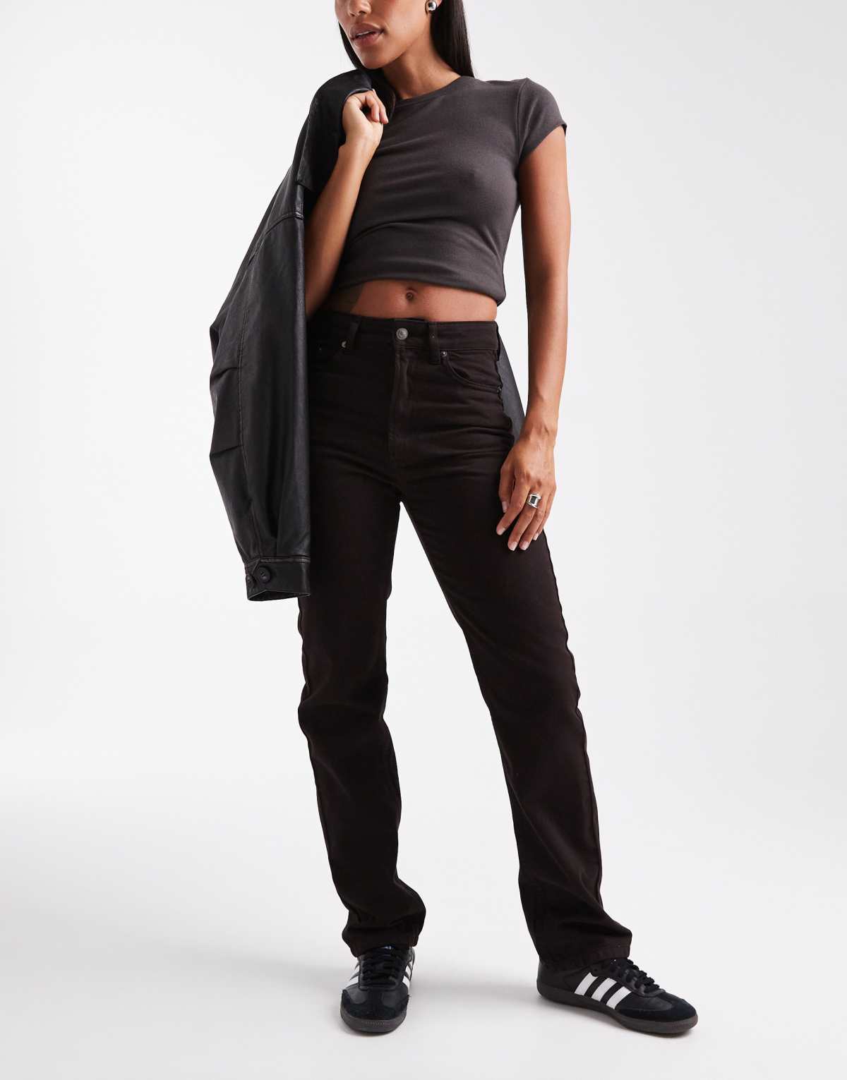 ASOS DESIGN 90s straight jeans in chocolate