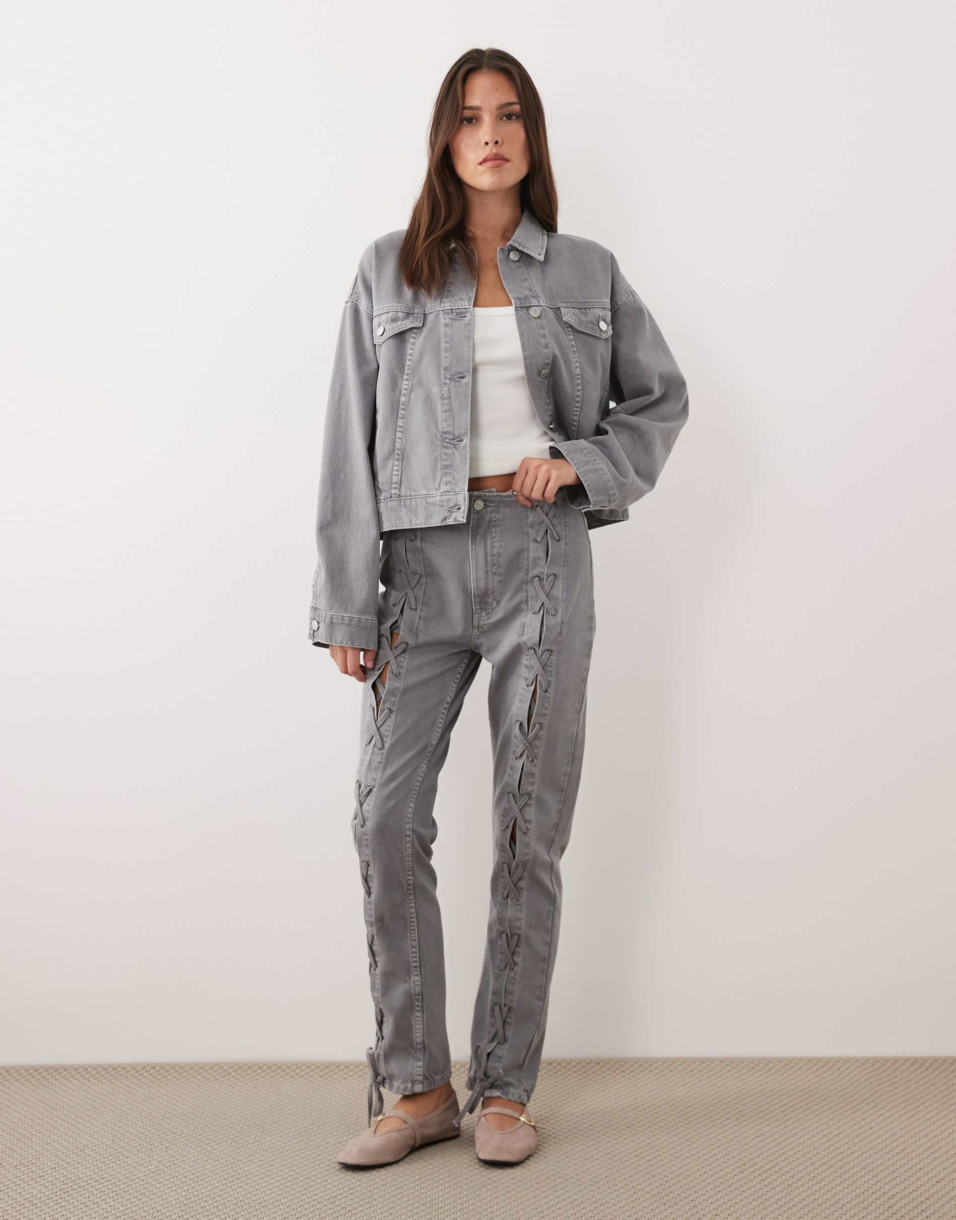 asos design 90s straight jeans in gray with lace up - part of a set