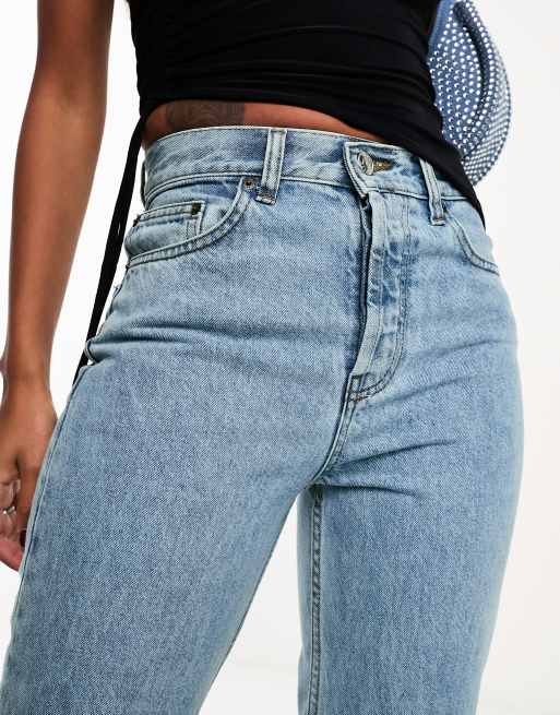 ASOS DESIGN 90s straight jean with single knee rip in blue