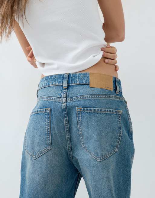 ASOS DESIGN 90s straight leg jeans in mid wash blue, 3 of 6