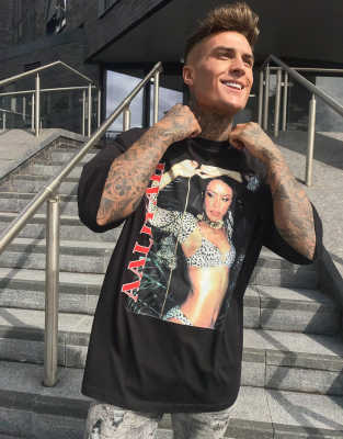 pull and bear aaliyah t shirt