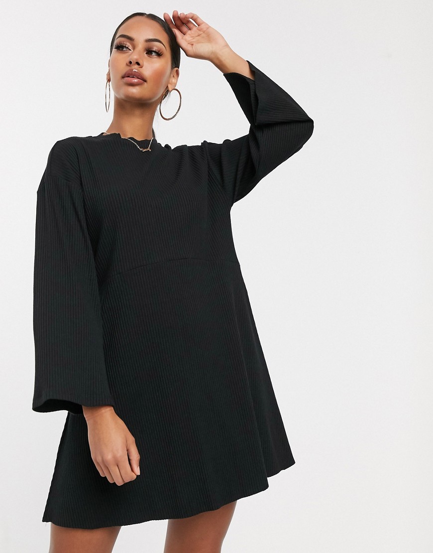 ASOS DESIGN - Aangerimpelde oversized jurk met ribbels in zwart