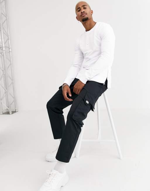 ASOS DESIGN - Aansluitend sweatshirt in wit met zilveren ritsen aan de zijkant